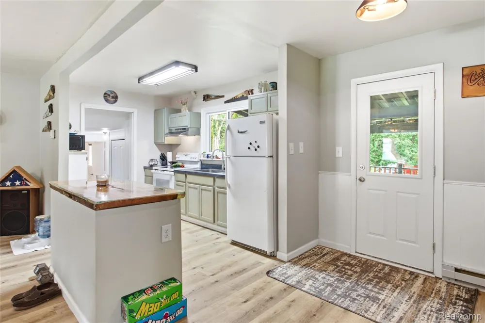 4945 Miller Road Scio Township, MI 48103