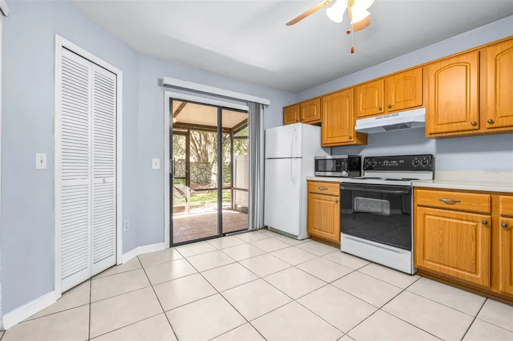 5100 BURCHETTE ROAD #4102 Tampa, FL 33647