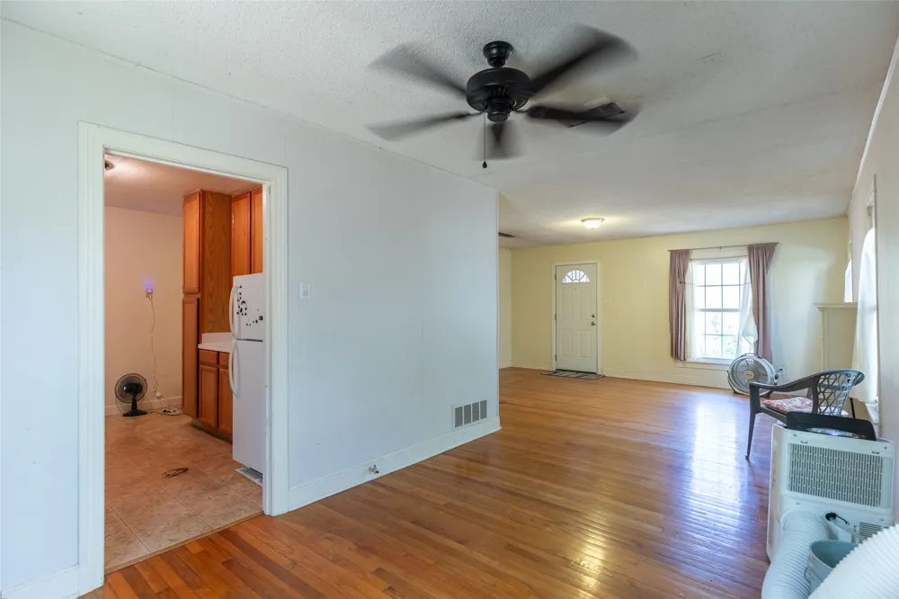 909 Grand Avenue Abilene, TX 79605