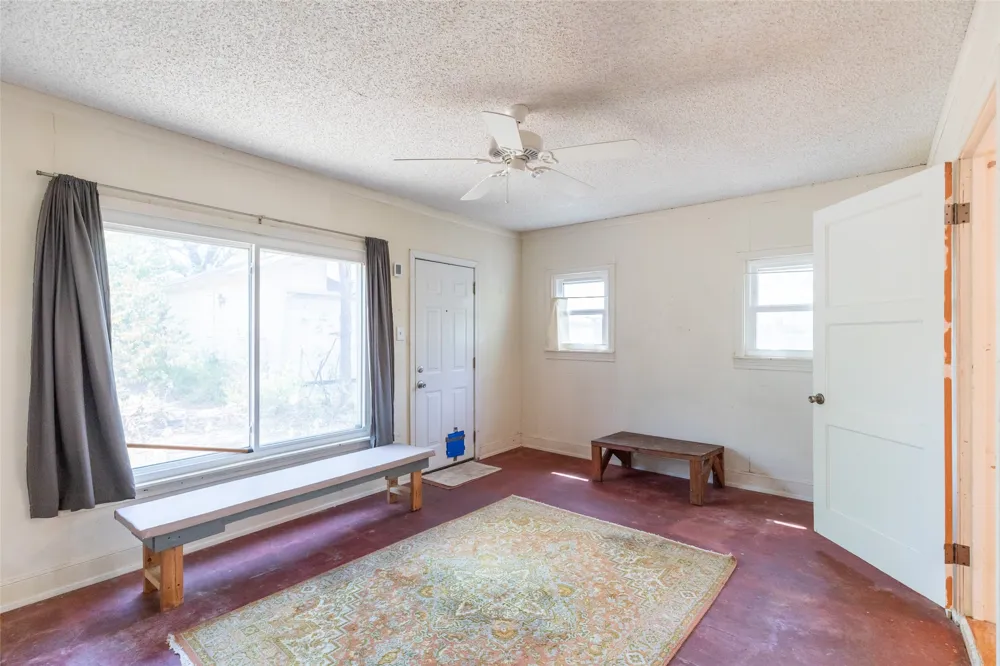 909 Grand Avenue Abilene, TX 79605