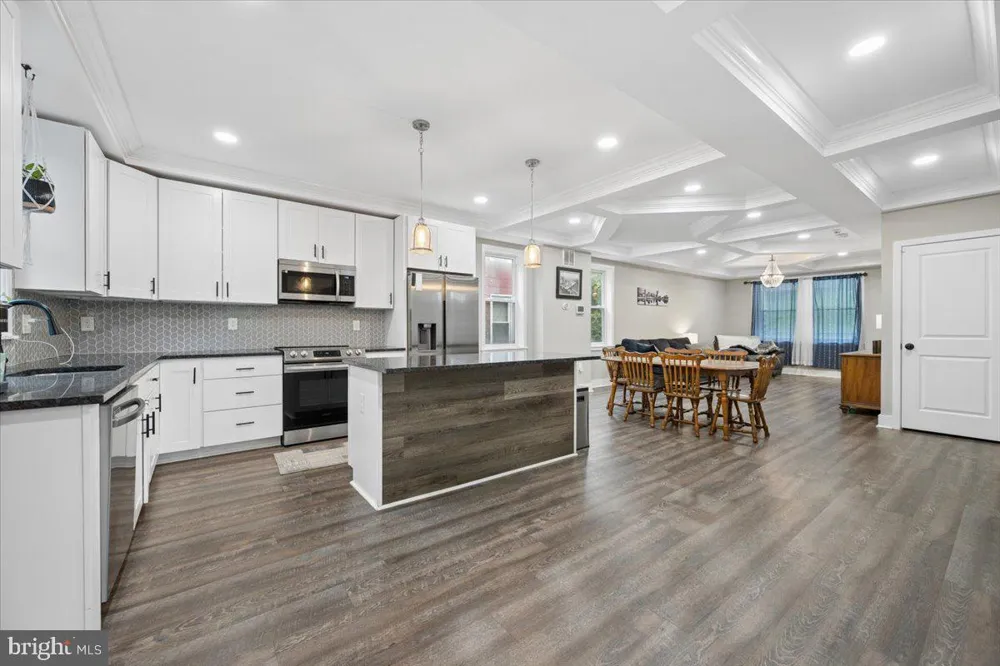 1218 W NORTHERN PARKWAY Baltimore, MD 21209