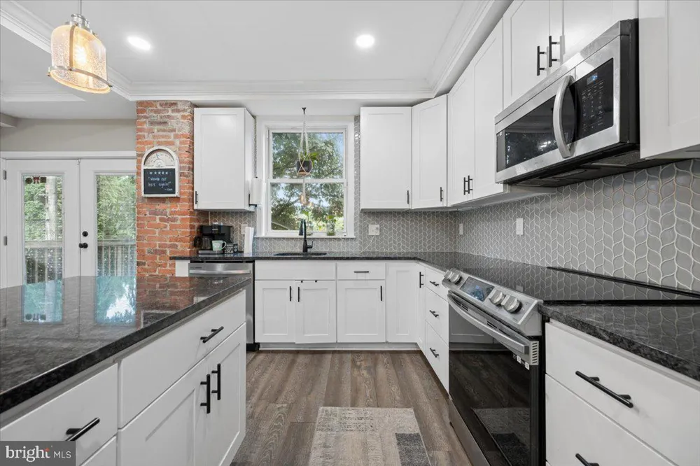 1218 W NORTHERN PARKWAY Baltimore, MD 21209