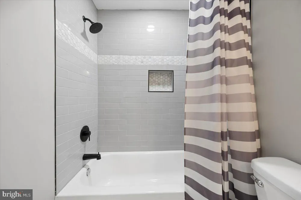 1218 W NORTHERN PARKWAY Baltimore, MD 21209