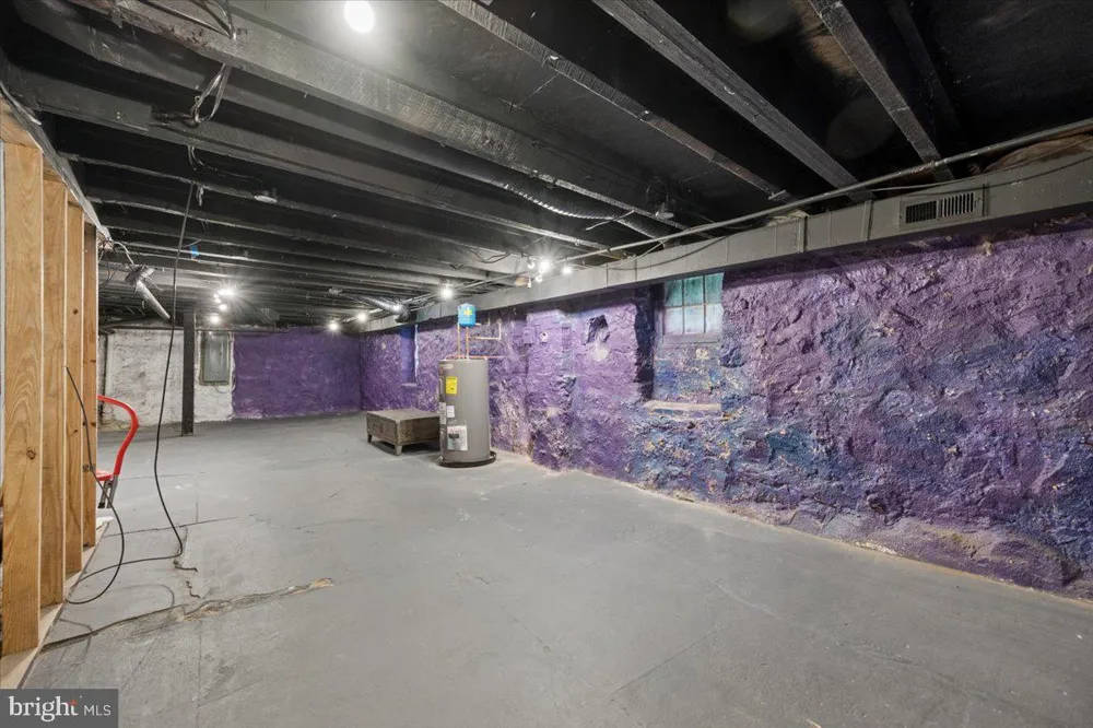 1218 W NORTHERN PARKWAY Baltimore, MD 21209