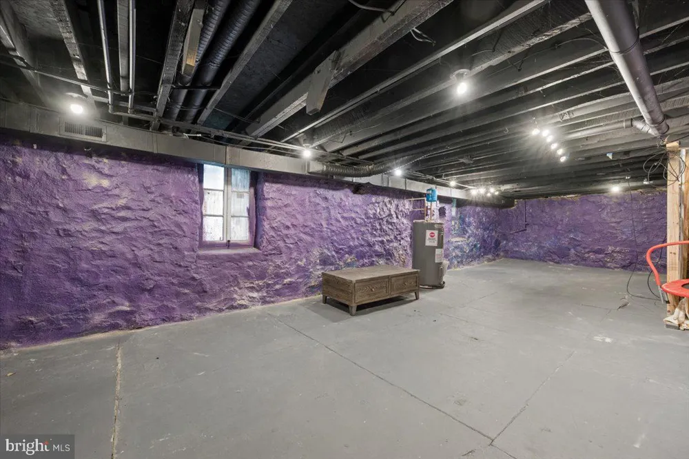 1218 W NORTHERN PARKWAY Baltimore, MD 21209