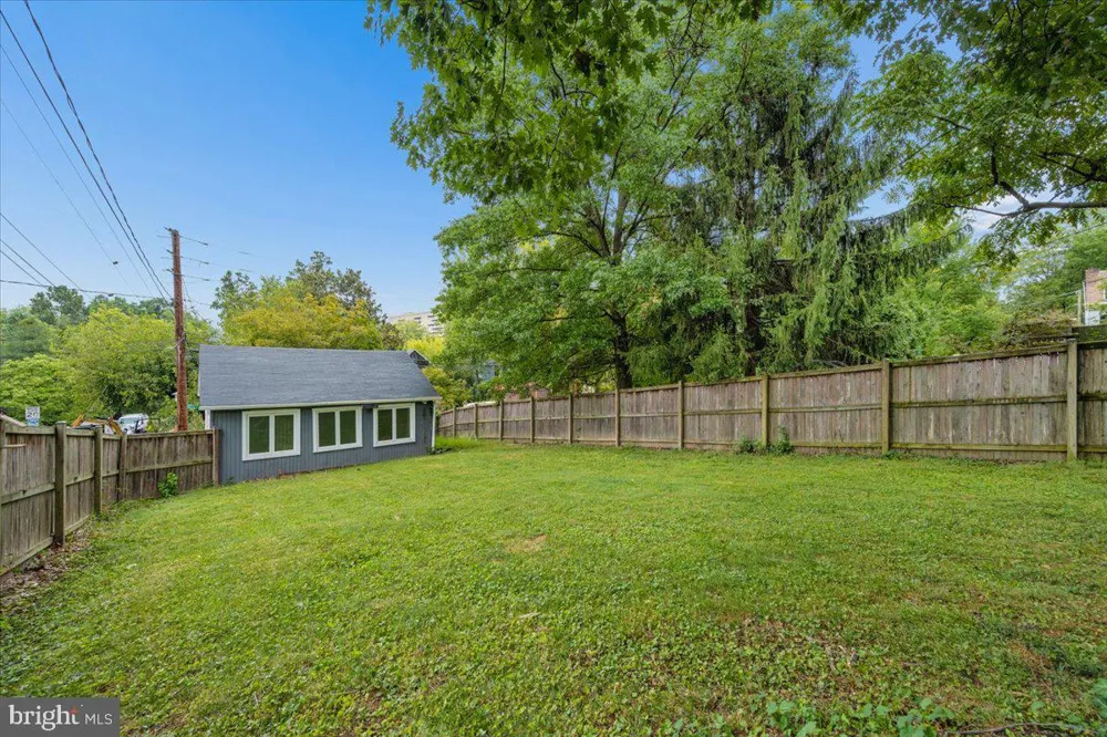 1218 W NORTHERN PARKWAY Baltimore, MD 21209