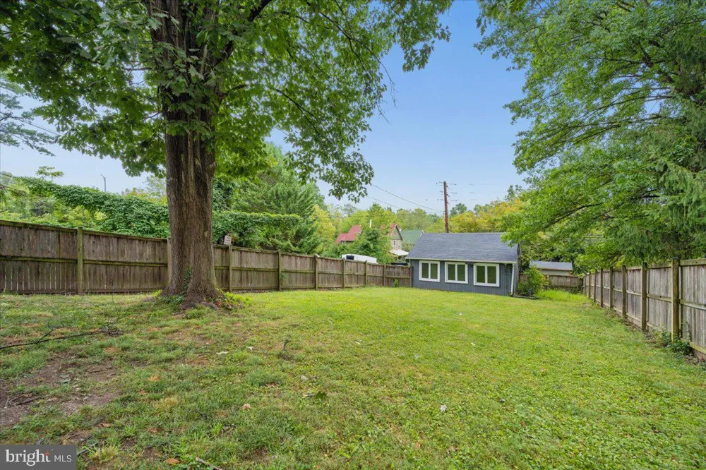 1218 W NORTHERN PARKWAY Baltimore, MD 21209