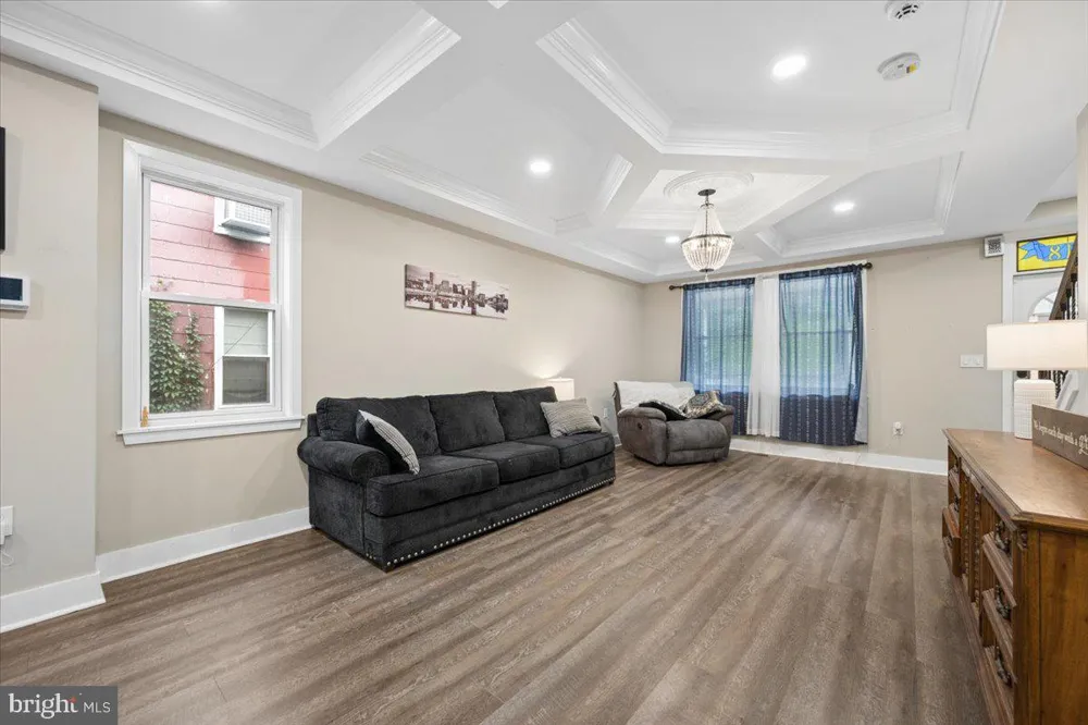 1218 W NORTHERN PARKWAY Baltimore, MD 21209