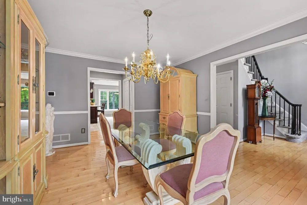1870 MEREDITH LANE Blue Bell, PA 19422