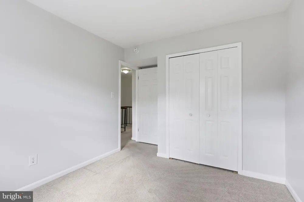 8013 DAYSPRING COURT Springfield, VA 22153