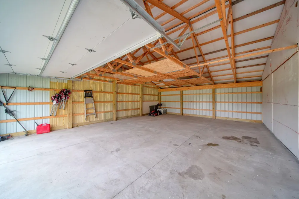 6474 Kennedy Road Munith, MI 49259