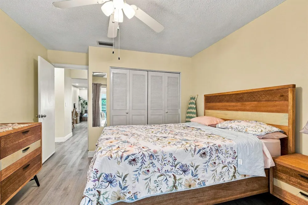 912 Savannas Point Drive #Apt b Fort Pierce, FL 34982
