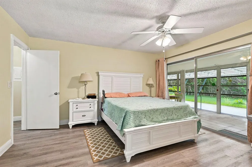 912 Savannas Point Drive #Apt b Fort Pierce, FL 34982