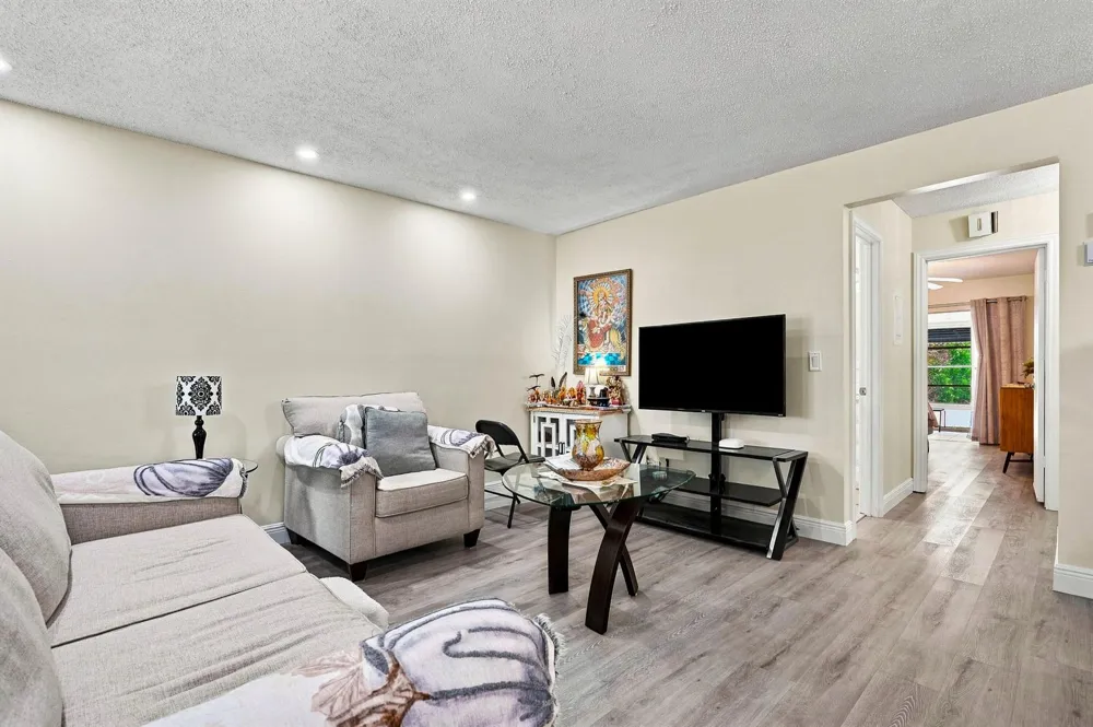 912 Savannas Point Drive #Apt b Fort Pierce, FL 34982