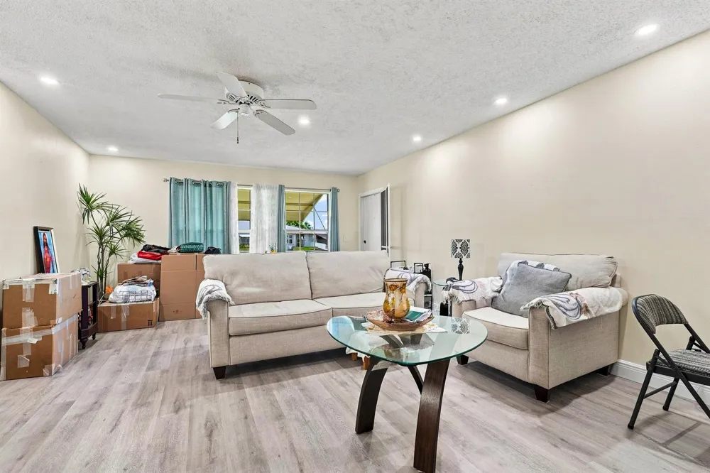 912 Savannas Point Drive #Apt b Fort Pierce, FL 34982