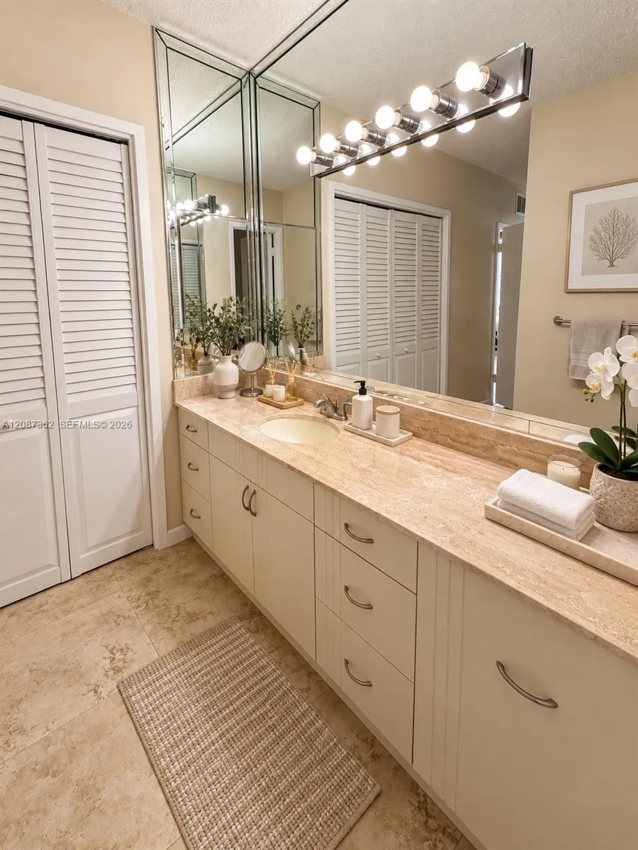 3725 S Ocean Dr #1606 Hollywood, FL 33019