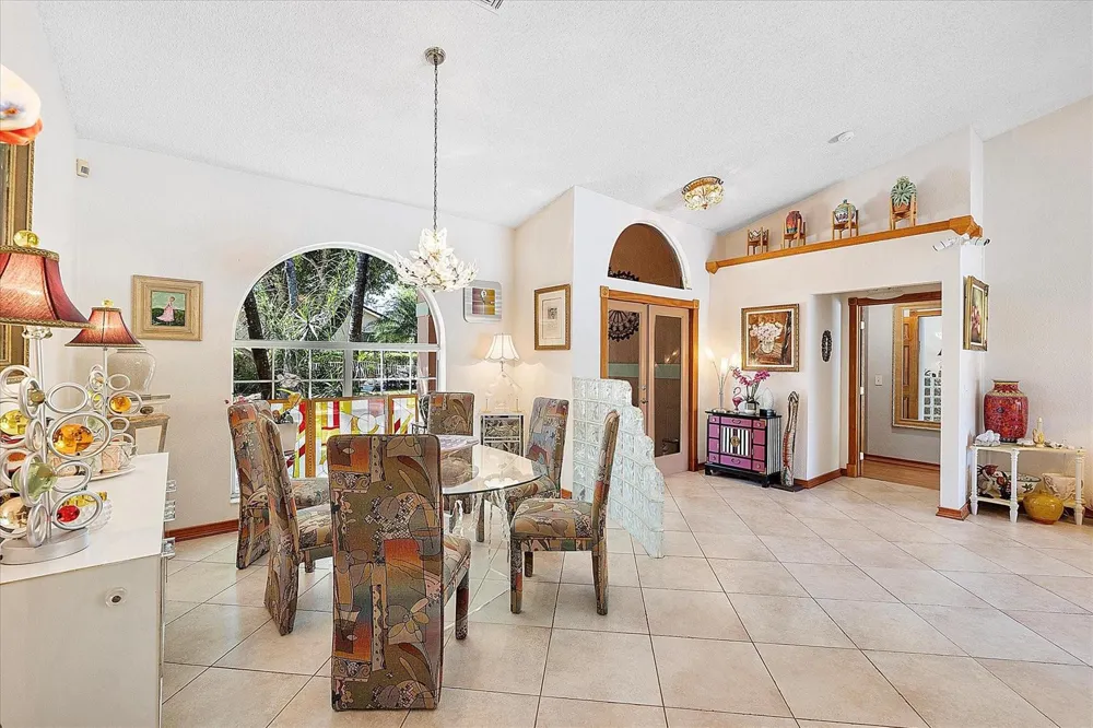 4636 ROTHSCHILD DRIVE Coral Springs, FL 33067