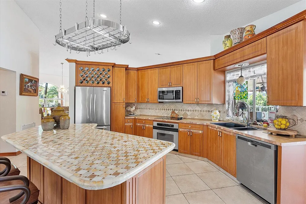 4636 ROTHSCHILD DRIVE Coral Springs, FL 33067