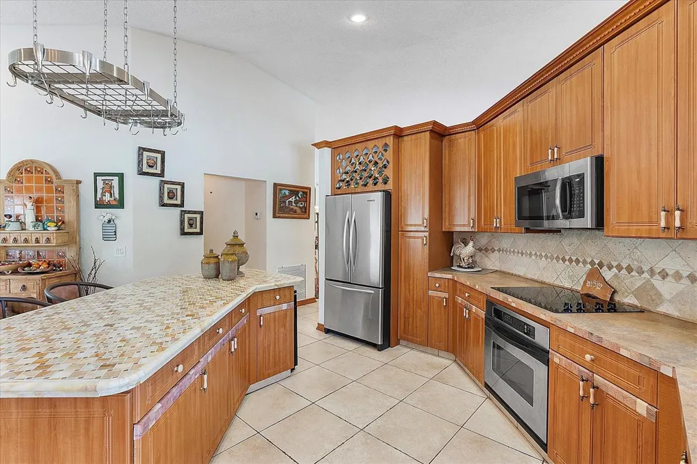 4636 ROTHSCHILD DRIVE Coral Springs, FL 33067