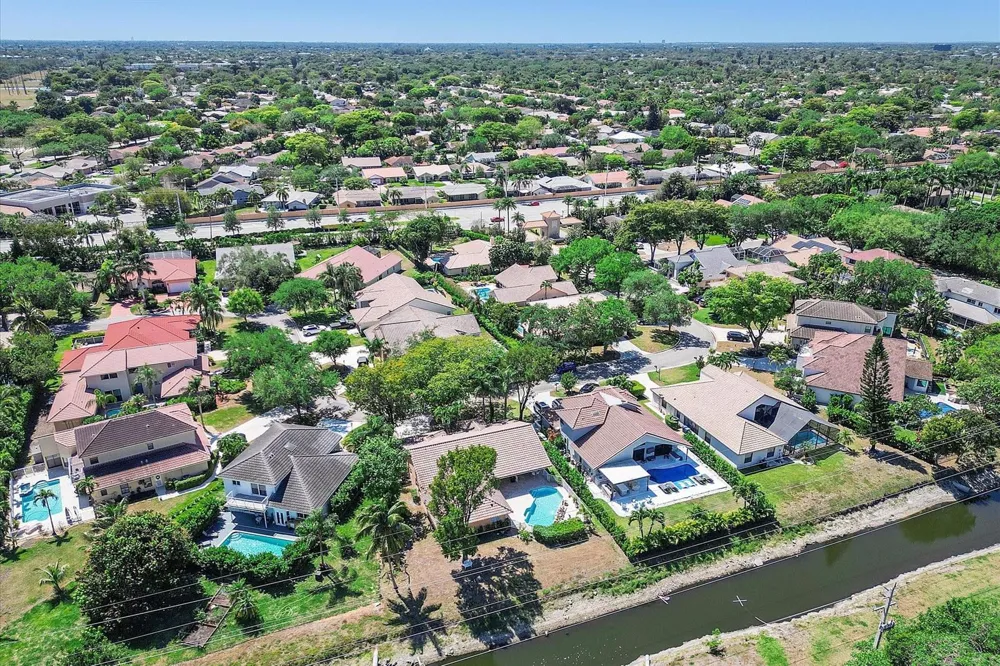4636 ROTHSCHILD DRIVE Coral Springs, FL 33067