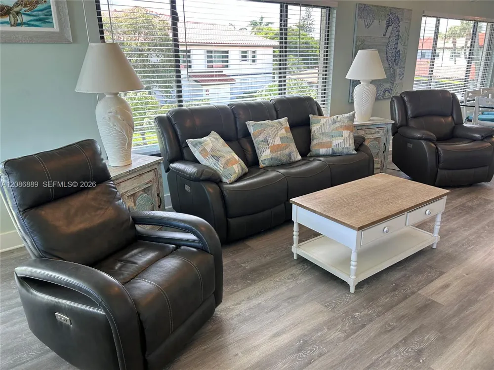 6142 SE Landing Way #16 Stuart, FL 34997