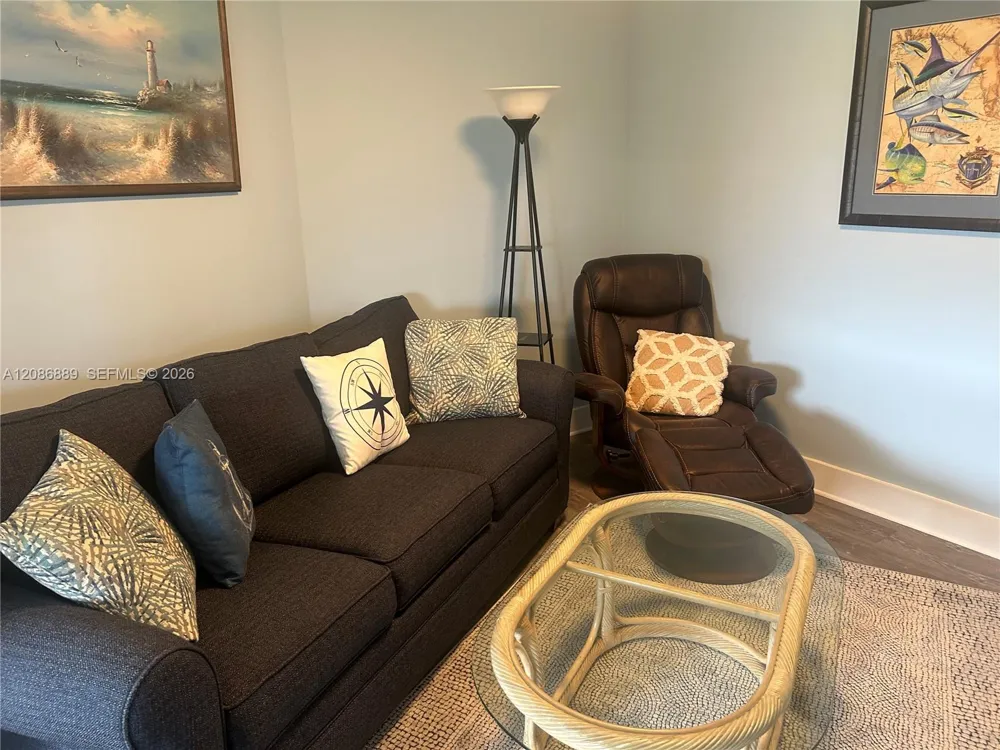 6142 SE Landing Way #16 Stuart, FL 34997
