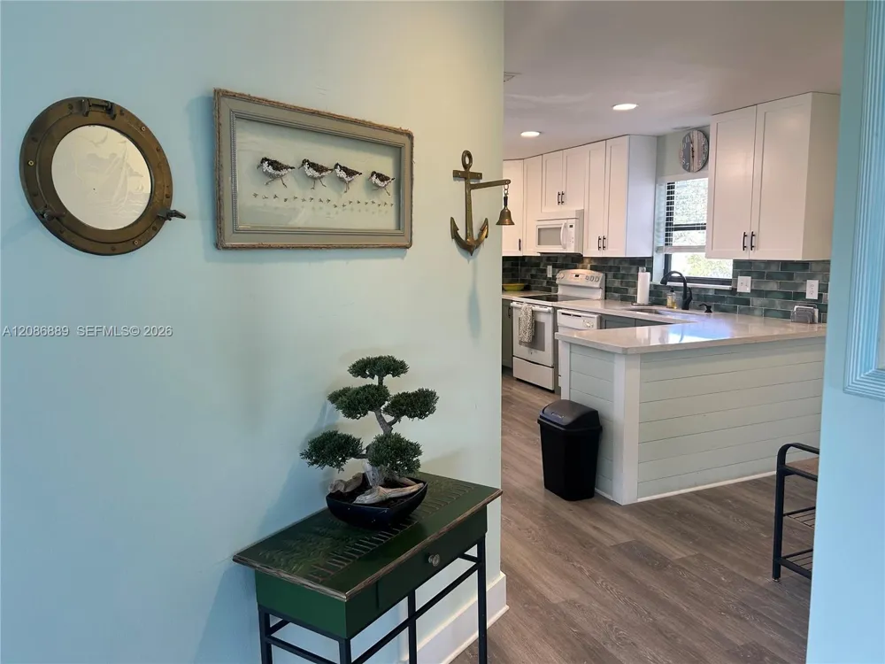 6142 SE Landing Way #16 Stuart, FL 34997