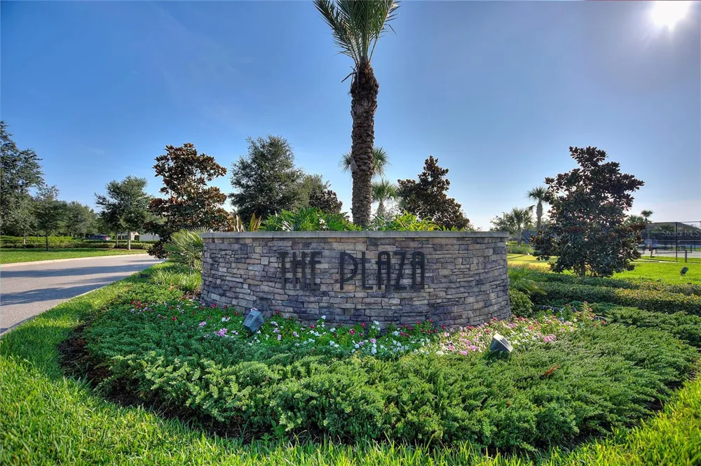 1401 PRO SHOP COURT Davenport, FL 33896