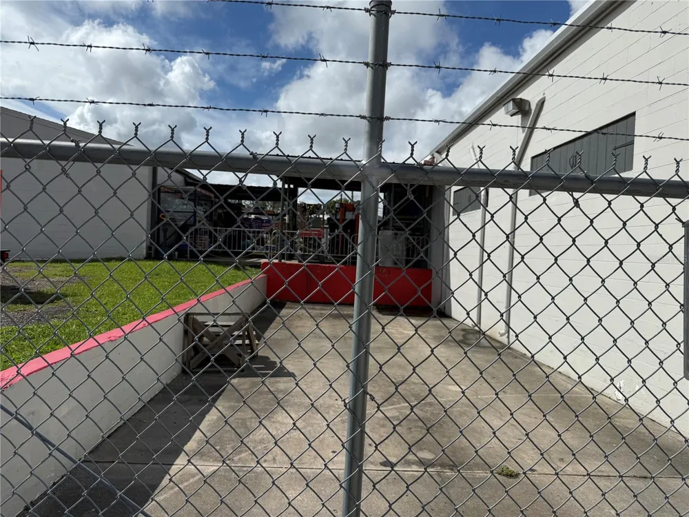 9513 NEBRASKA AVENUE Tampa, FL 33612
