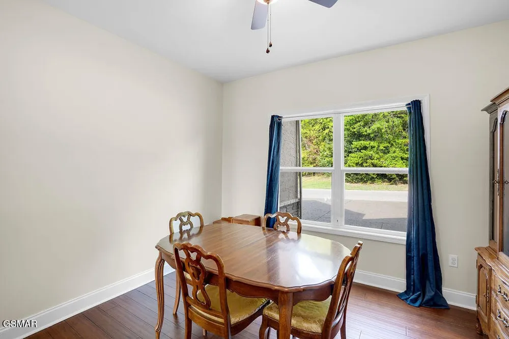 1202 Foxwood Drive Sevierville, TN 37862