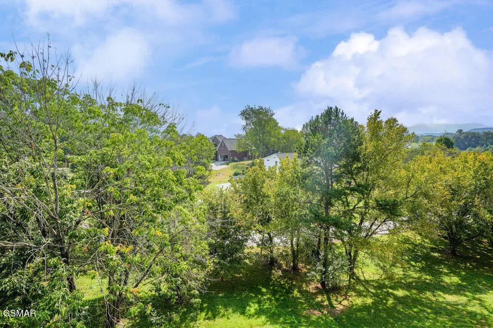 1202 Foxwood Drive Sevierville, TN 37862