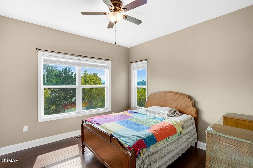 1202 Foxwood Drive Sevierville, TN 37862