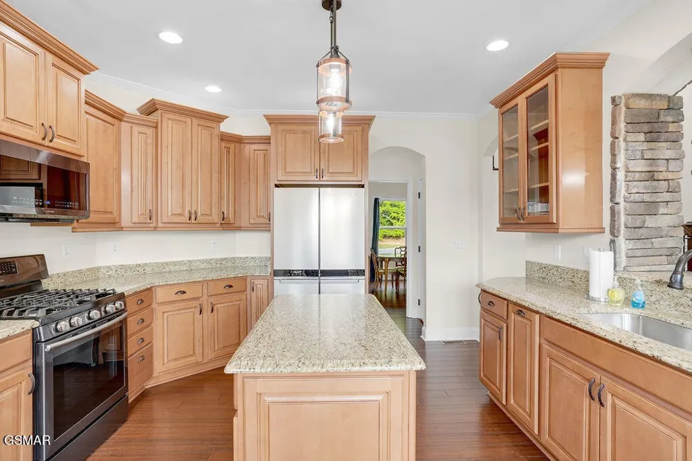 1202 Foxwood Drive Sevierville, TN 37862