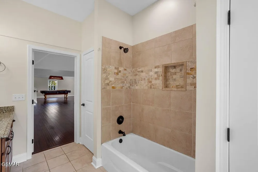 1202 Foxwood Drive Sevierville, TN 37862