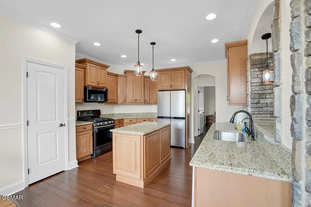 1202 Foxwood Drive Sevierville, TN 37862