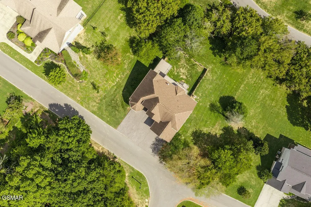 1202 Foxwood Drive Sevierville, TN 37862
