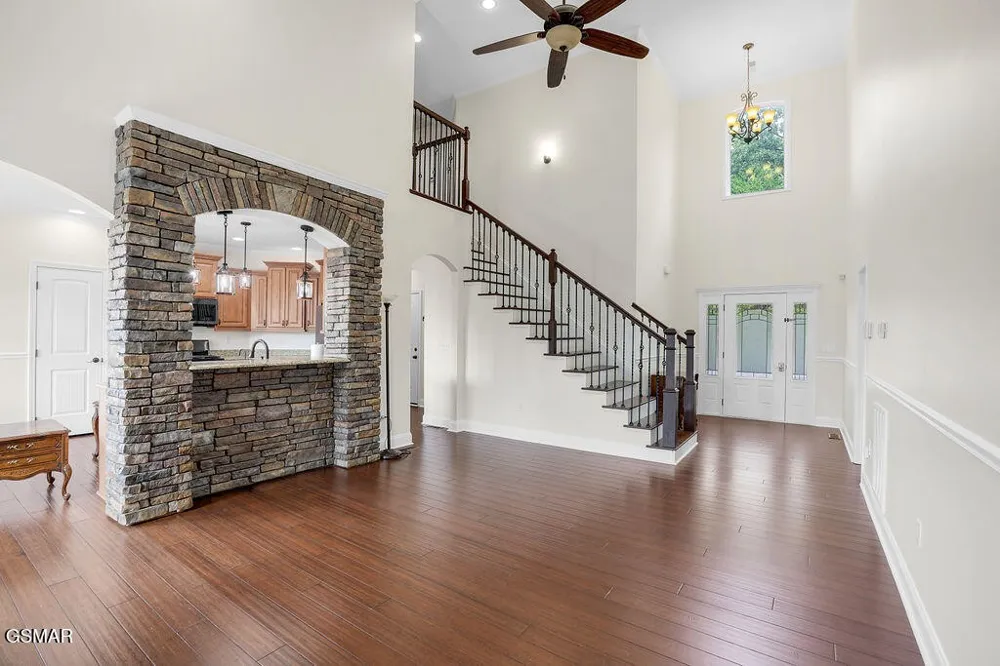 1202 Foxwood Drive Sevierville, TN 37862