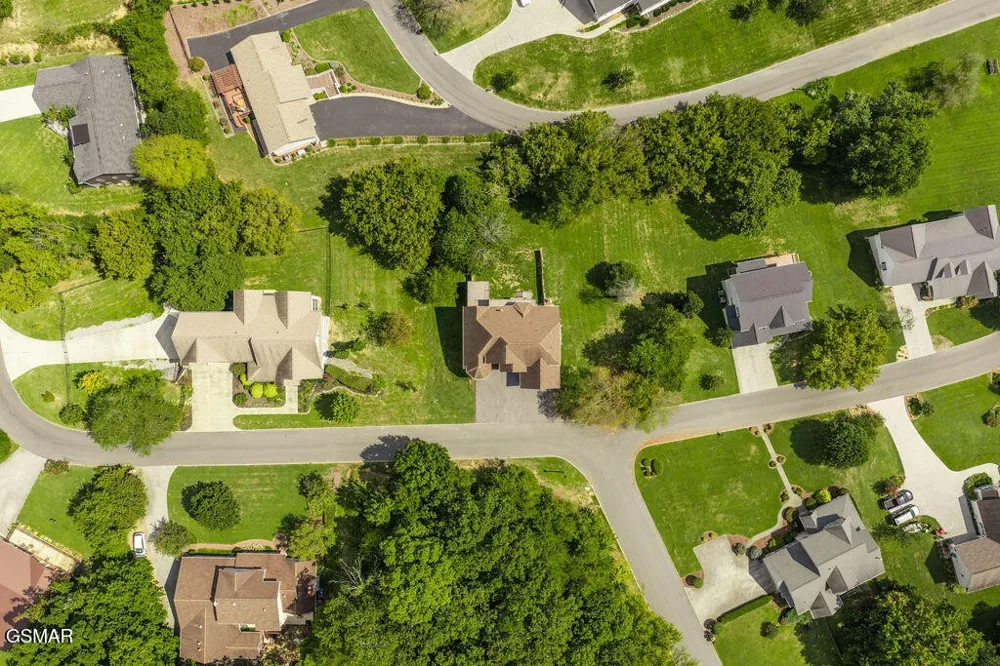 1202 Foxwood Drive Sevierville, TN 37862