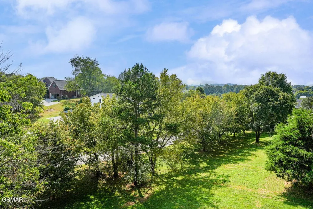 1202 Foxwood Drive Sevierville, TN 37862