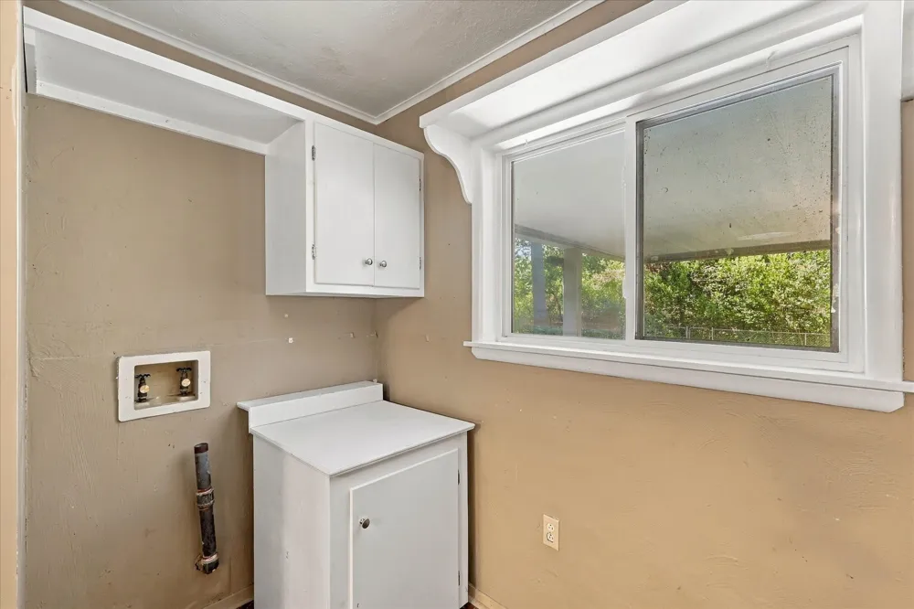 800 Briarwood Boulevard Arlington, TX 76013