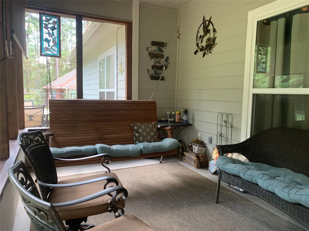 150 Pine Needle Glen Holly Lake Ranch, TX 75765