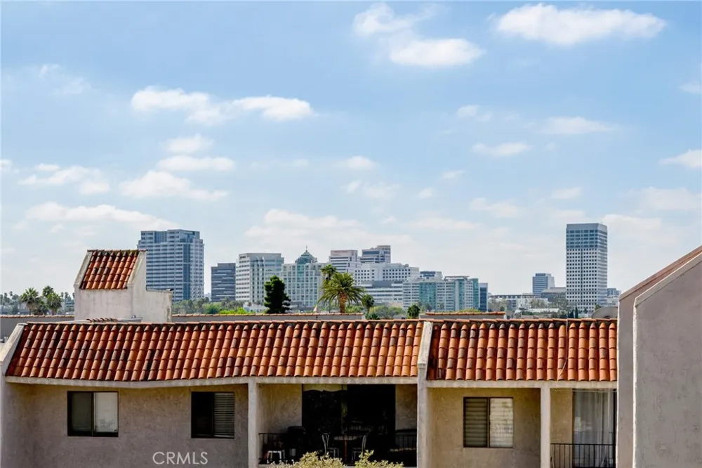 1401 Valley View Road #329 Glendale, CA 91202