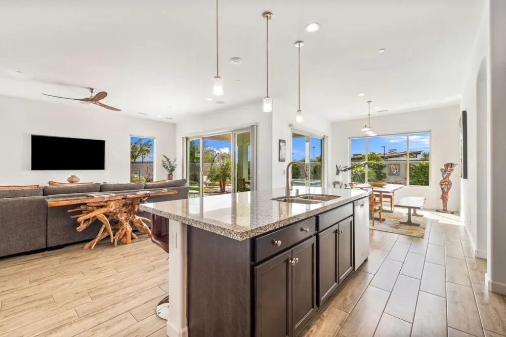 16 Cuvee Rancho Mirage, CA 92270