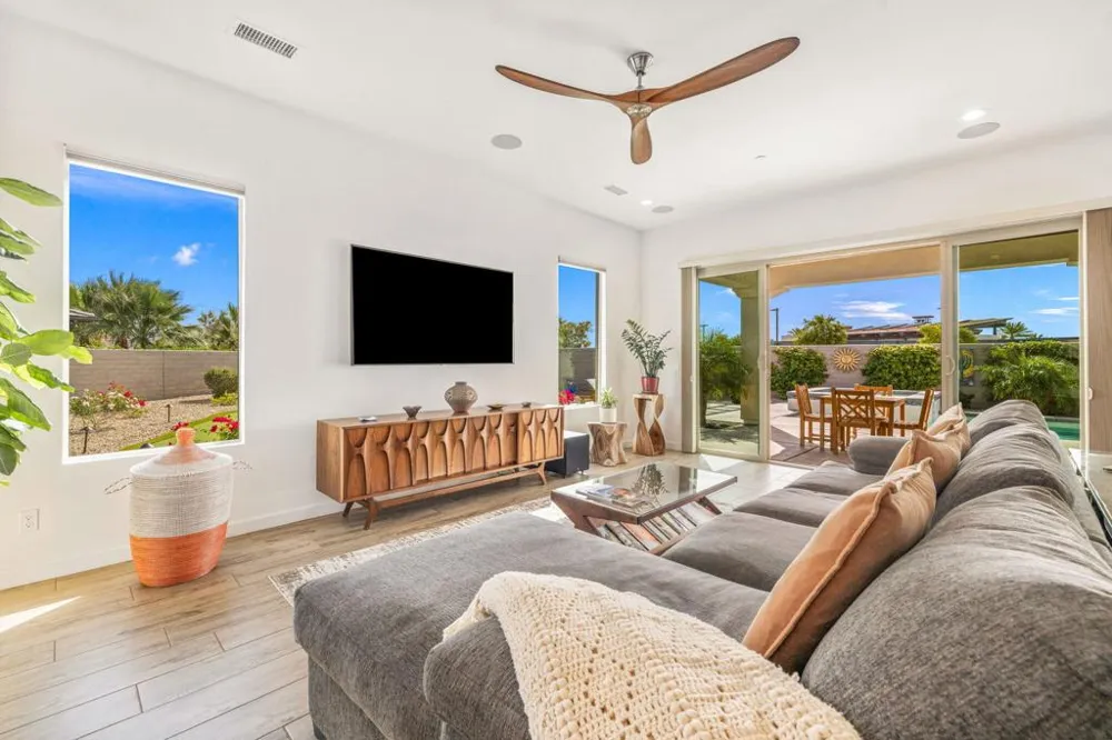 16 Cuvee Rancho Mirage, CA 92270