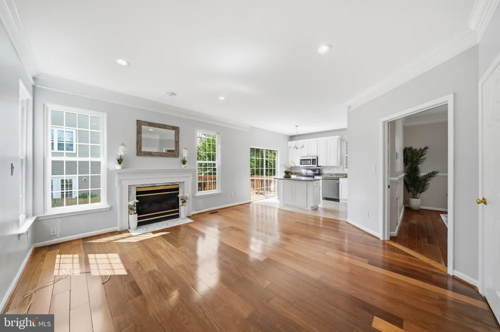 8612 CASTLEBAR WAY Montgomery Village, MD 20886