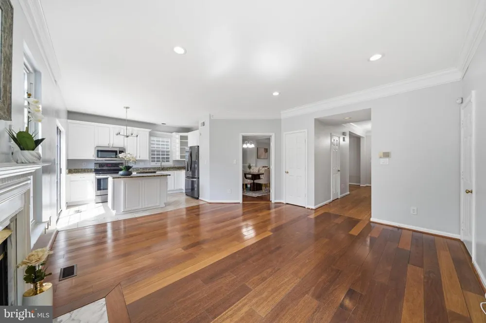 8612 CASTLEBAR WAY Montgomery Village, MD 20886