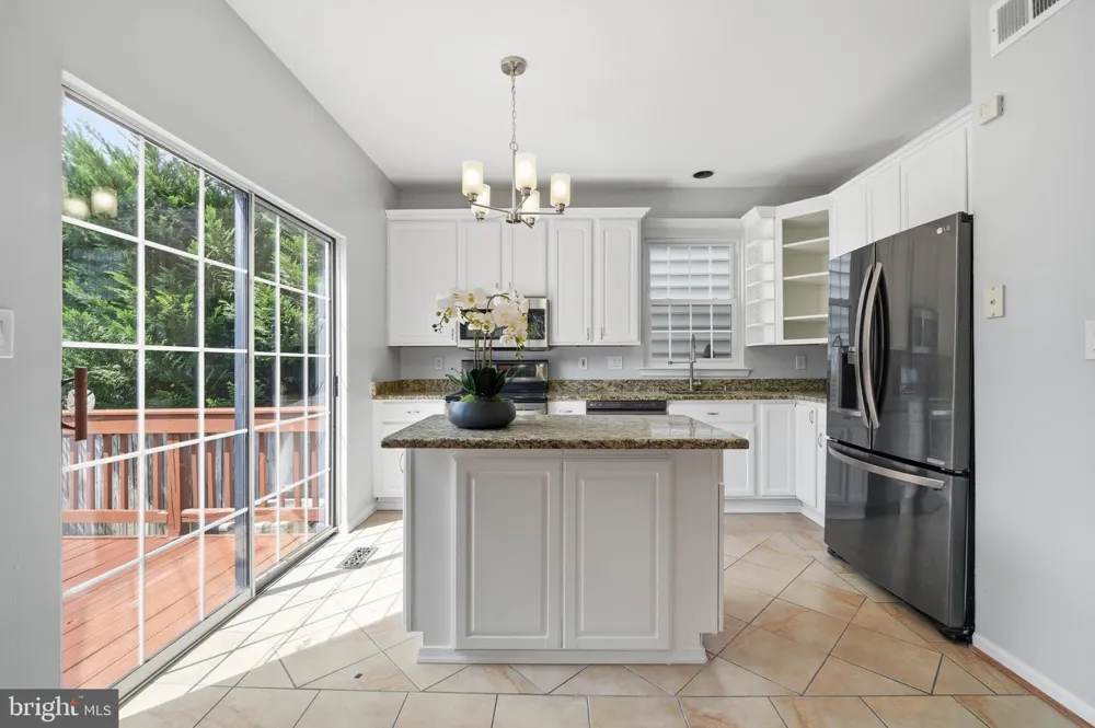 8612 CASTLEBAR WAY Montgomery Village, MD 20886