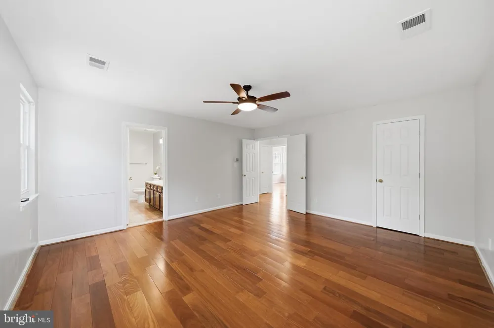 8612 CASTLEBAR WAY Montgomery Village, MD 20886