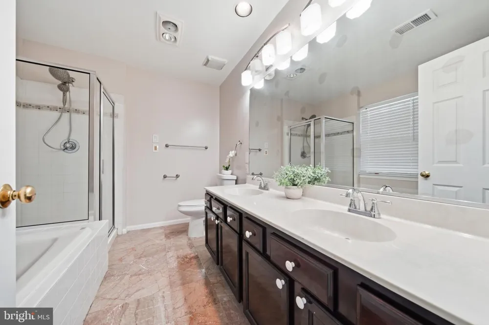 8612 CASTLEBAR WAY Montgomery Village, MD 20886