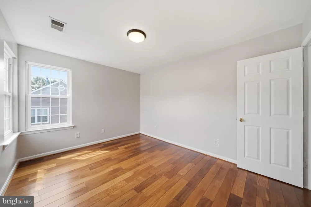 8612 CASTLEBAR WAY Montgomery Village, MD 20886